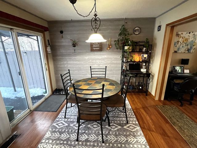 13273 Lake Point Boulevard, Van Buren Twp, MI 48111