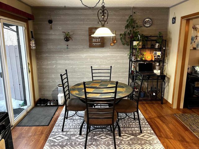 13273 Lake Point Boulevard, Van Buren Twp, MI 48111