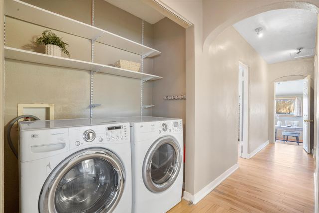 218 Amherst Drive SE, Albuquerque, NM 87106