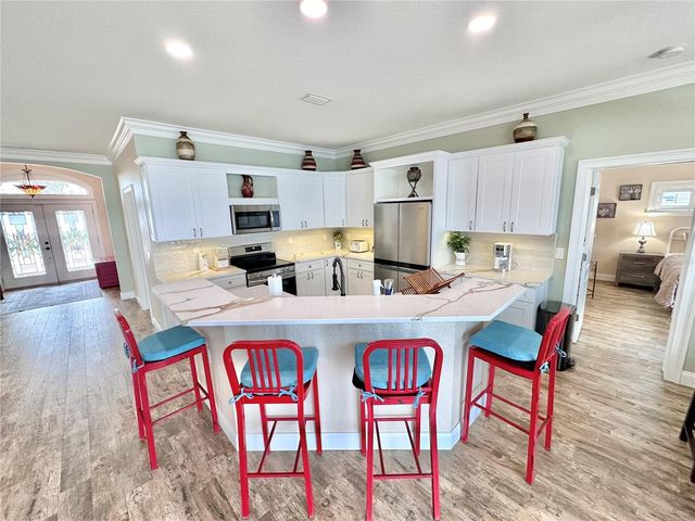 7831 4TH AVENUE S, St Petersburg, FL 33707