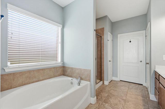 10909 Owl Creek Drive, Fort Worth, TX 76179