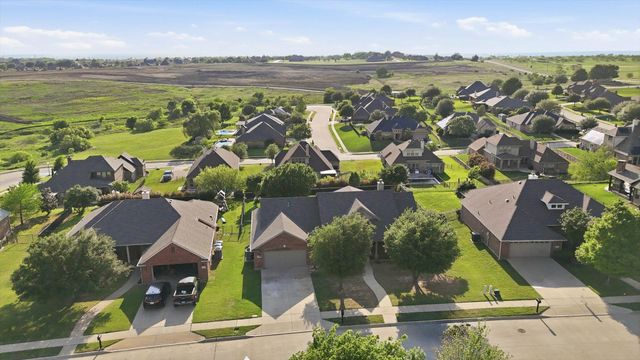 10909 Owl Creek Drive, Fort Worth, TX 76179