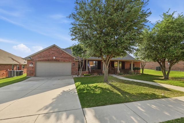10909 Owl Creek Drive, Fort Worth, TX 76179