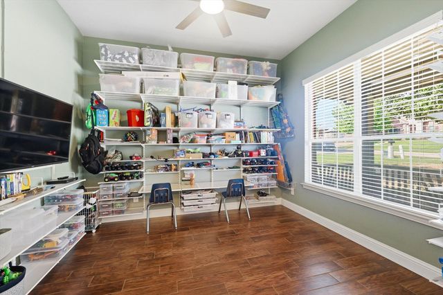 10909 Owl Creek Drive, Fort Worth, TX 76179