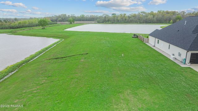 103 Sugar Cane Palm Circle, Broussard, LA 70518