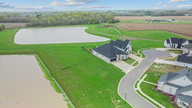 103 Sugar Cane Palm Circle, Broussard, LA 70518