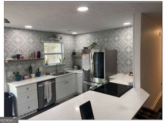 6214 Crow Court, Rex, GA 30273