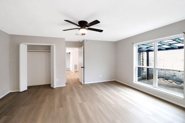 12154 Stone West Drive, Houston, TX 77035