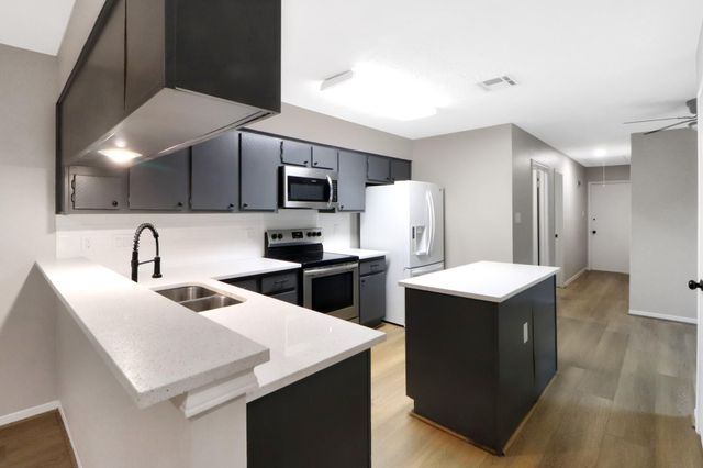 12154 Stone West Drive, Houston, TX 77035