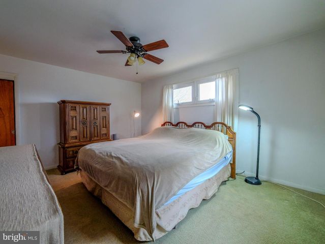 217 BRAMBER DR, Broomall, PA 19008