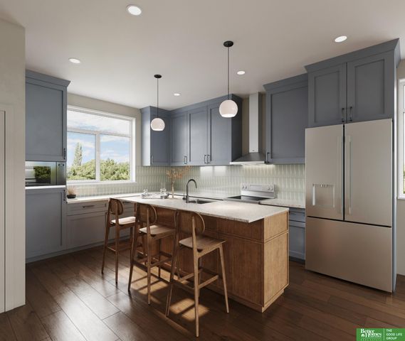 1028 S 33rd Court, Omaha, NE 68105