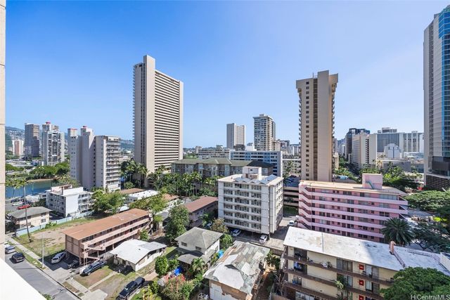 2092 Kuhio Avenue 1404, Honolulu, HI 96815