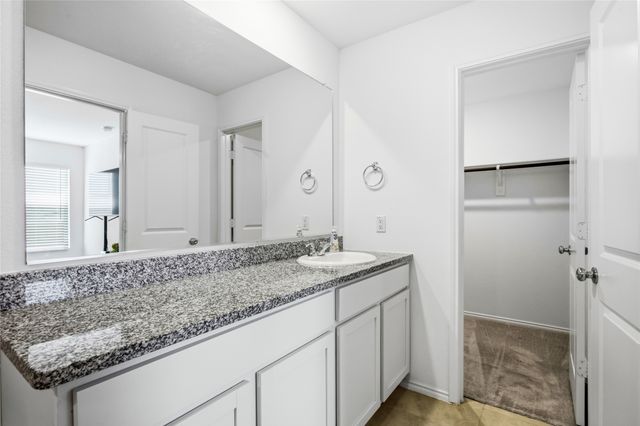 9609 Lightfoot Road, Fort Worth, TX 76179
