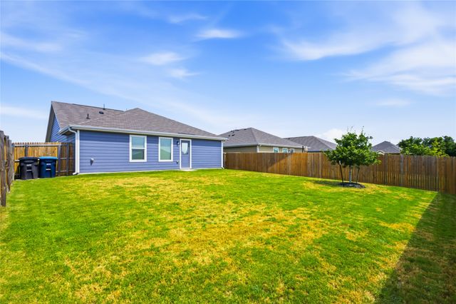 9609 Lightfoot Road, Fort Worth, TX 76179