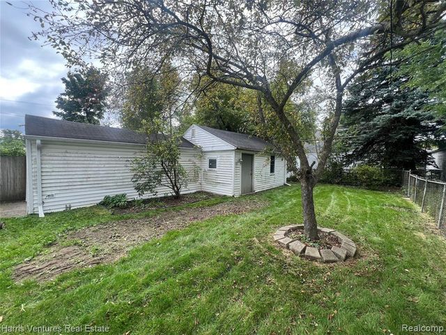 5075 Radnor Street, Detroit, MI 48224