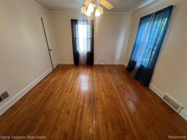 5075 Radnor Street, Detroit, MI 48224