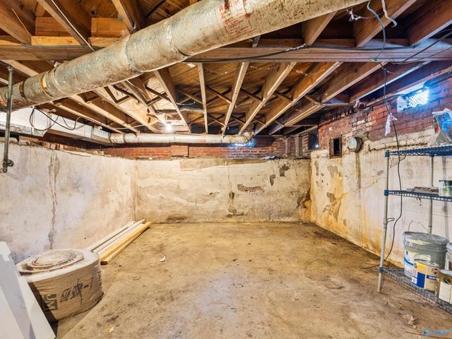 903 8th Avenue SE, Decatur, AL 35601