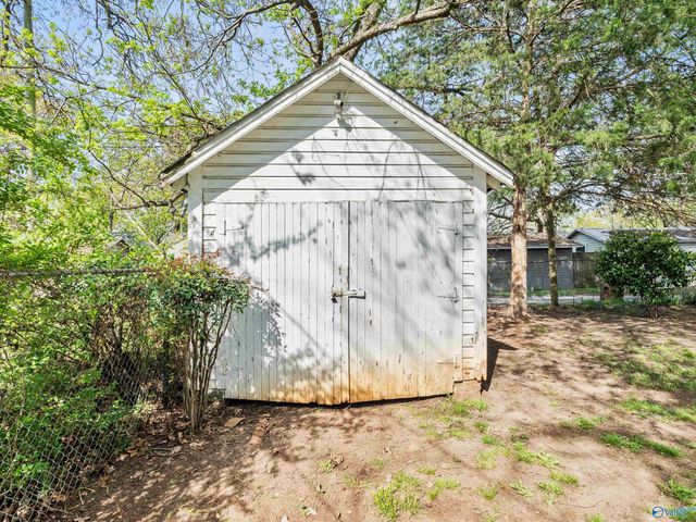 903 8th Avenue SE, Decatur, AL 35601