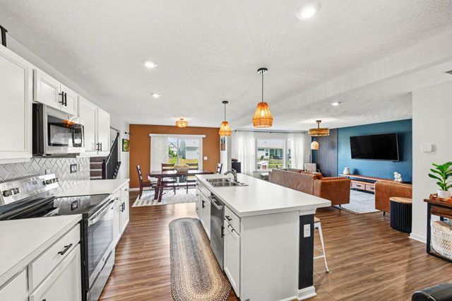3857 Circollo Drive, Covington, KY 41017