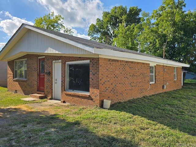 4304 Race Street, Jonesboro, AR 72401
