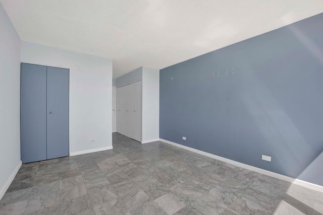 5320 N Sheridan Road 1504, Chicago, IL 60640