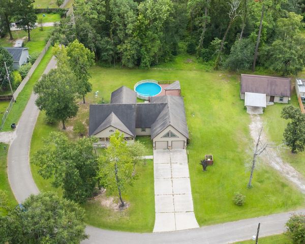 14742 Cypress Drive, Conroe, TX 77302