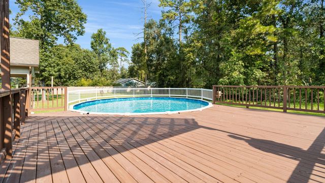 14742 Cypress Drive, Conroe, TX 77302