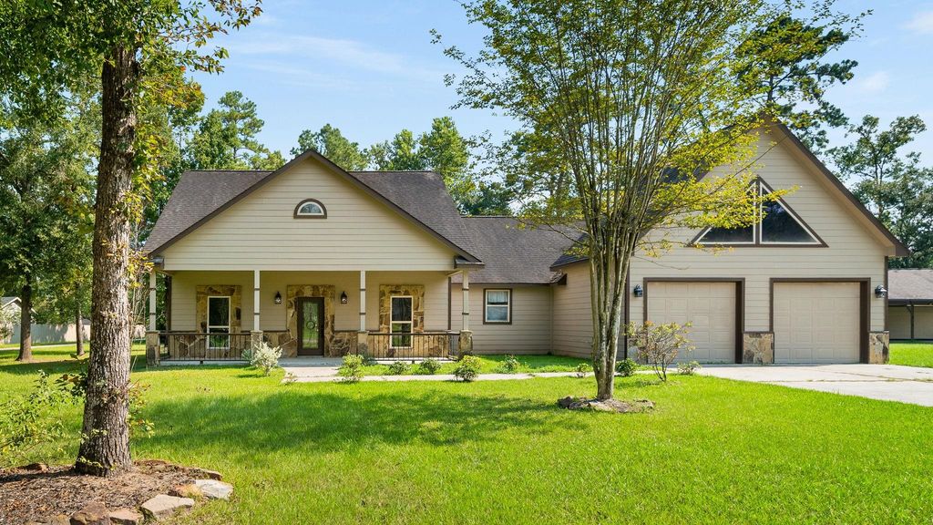 14742 Cypress Drive, Conroe, TX 77302