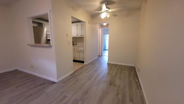 30 Norwich B, West Palm Beach, FL 33417