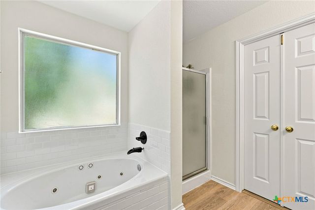 21500 Sierra Trail, Lago Vista, TX 78645