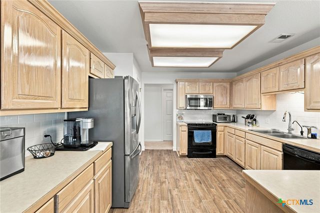 21500 Sierra Trail, Lago Vista, TX 78645