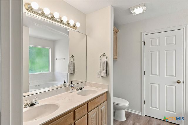 21500 Sierra Trail, Lago Vista, TX 78645