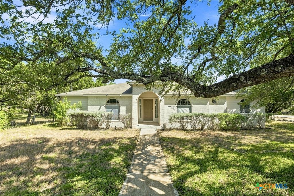 21500 Sierra Trail, Lago Vista, TX 78645