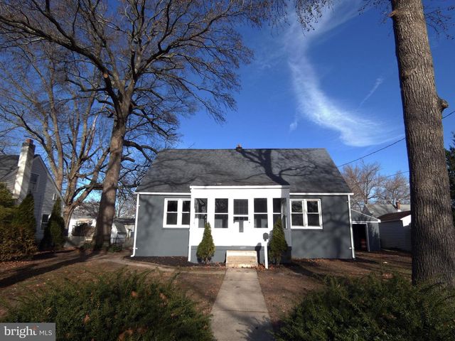 411 MANOR AVE, Carneys Point, NJ 08069