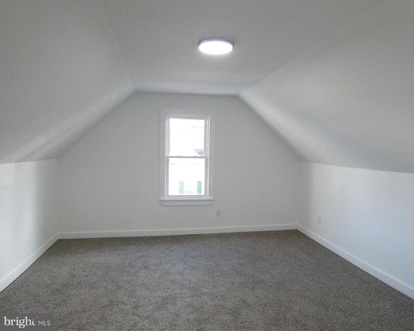 411 MANOR AVE, Carneys Point, NJ 08069