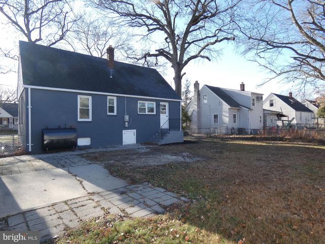 411 MANOR AVE, Carneys Point, NJ 08069