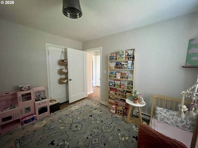 3280 SHERMAN Ave, North Bend, OR 97459