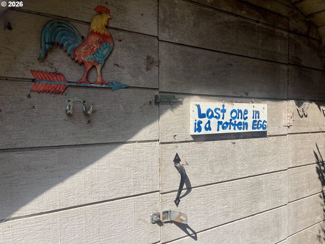 3280 SHERMAN Ave, North Bend, OR 97459