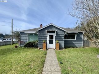 3280 SHERMAN Ave, North Bend, OR 97459