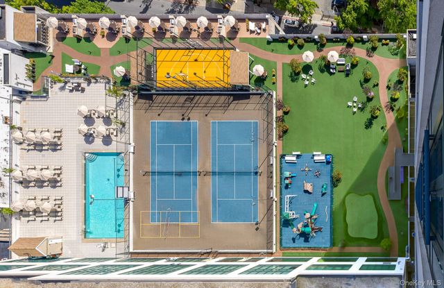 25 City Place 10C, White Plains, NY 10601