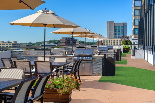 25 City Place 10C, White Plains, NY 10601