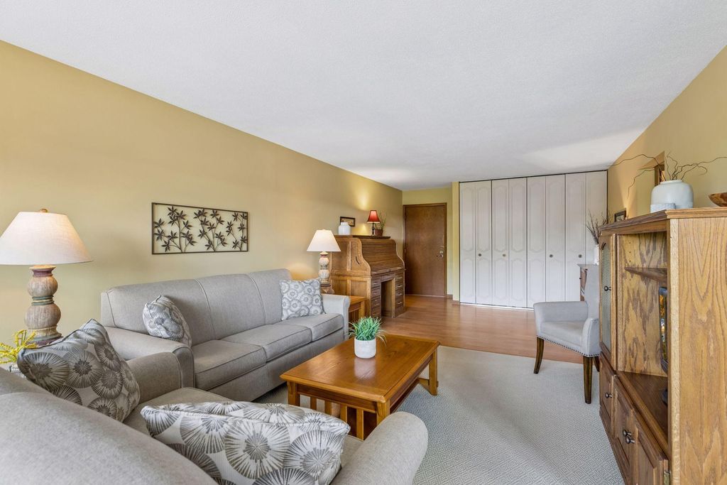 2700 Oxford Street N 140, Roseville, MN 55113 — photo 4