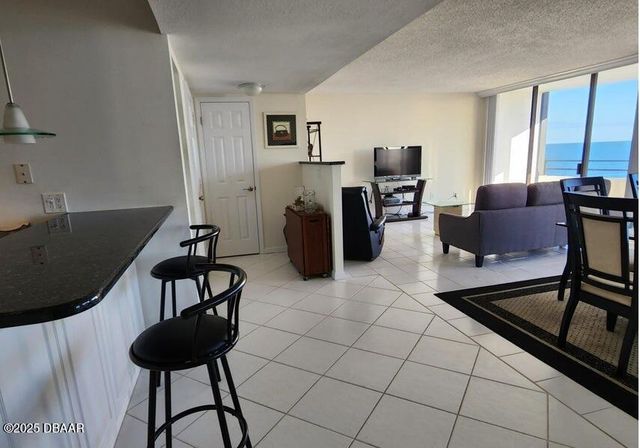 2828 N Atlantic Ave Unit 1404, Daytona Beach, FL 32118