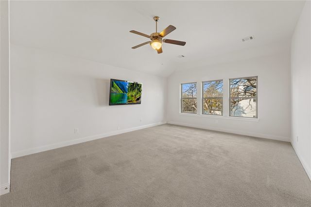 4026 N Cresthaven Road, Dallas, TX 75209