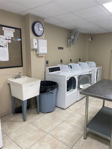 900 NE 18th Ave 1004, Fort Lauderdale, FL 33304