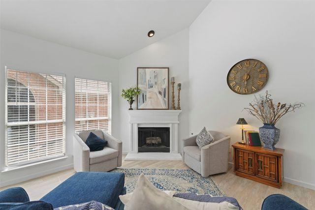4605 Angelina Way, Fort Worth, TX 76137
