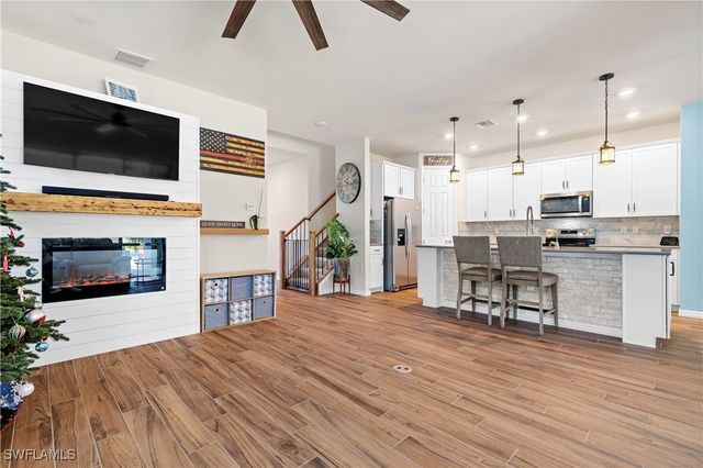 3944 Black Eagle LN, Fort Myers, FL 33966