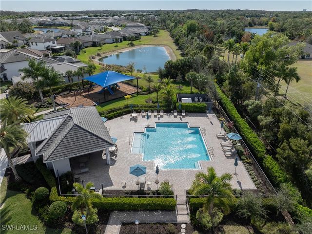 3944 Black Eagle LN, Fort Myers, FL 33966