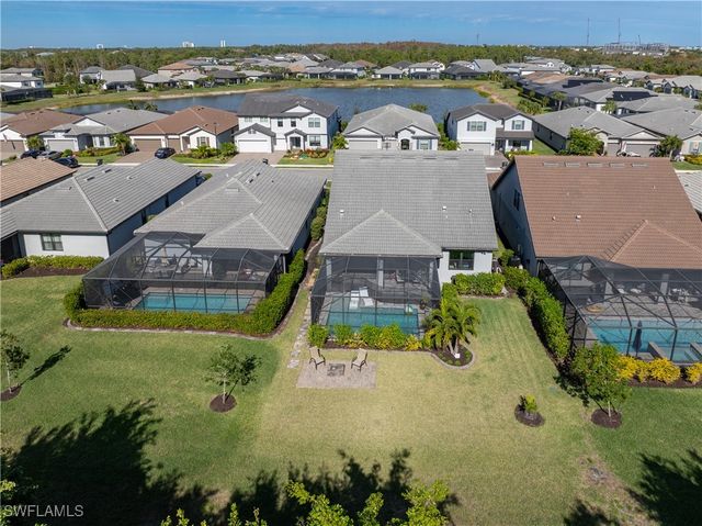 3944 Black Eagle LN, Fort Myers, FL 33966