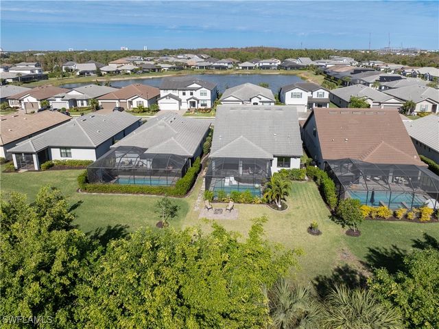 3944 Black Eagle LN, Fort Myers, FL 33966